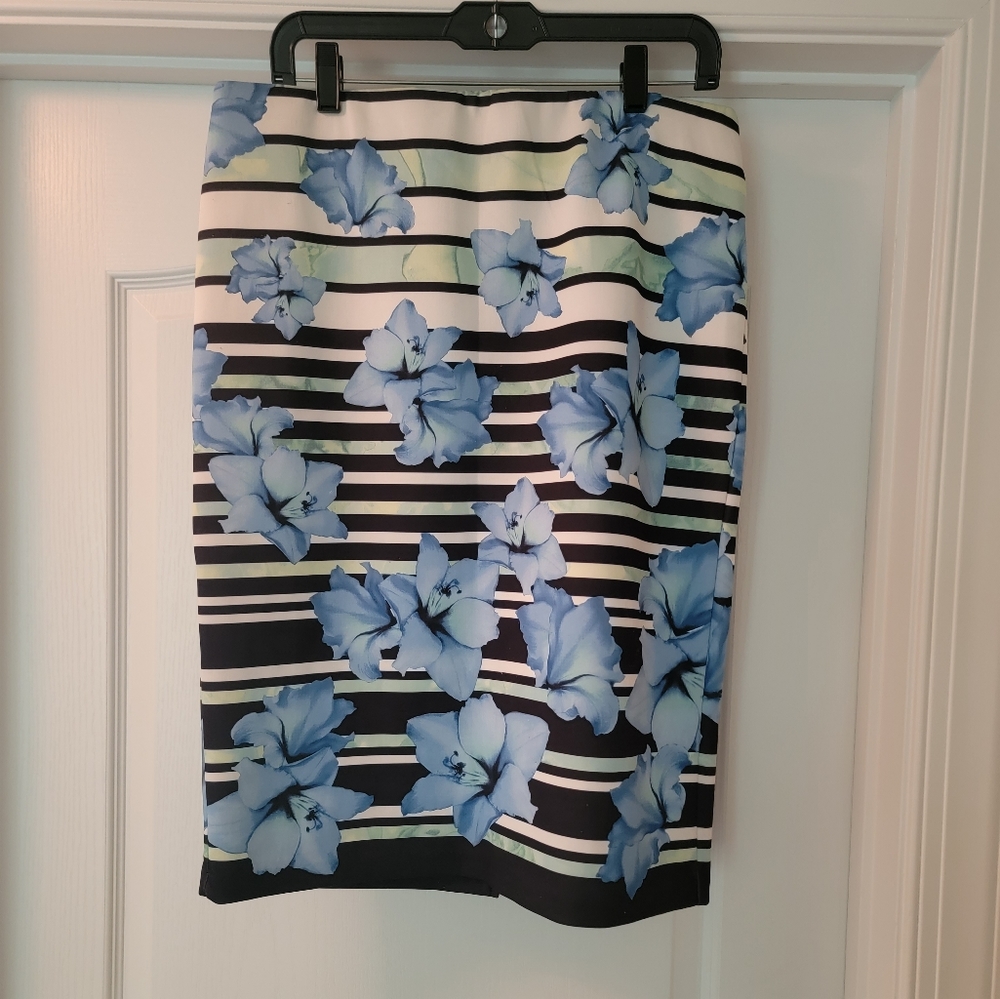 ECI Blue Floral Striped Pencil Skirt